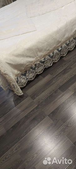 Покрывало на кровать новое