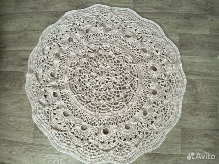 Коврик ручной работы