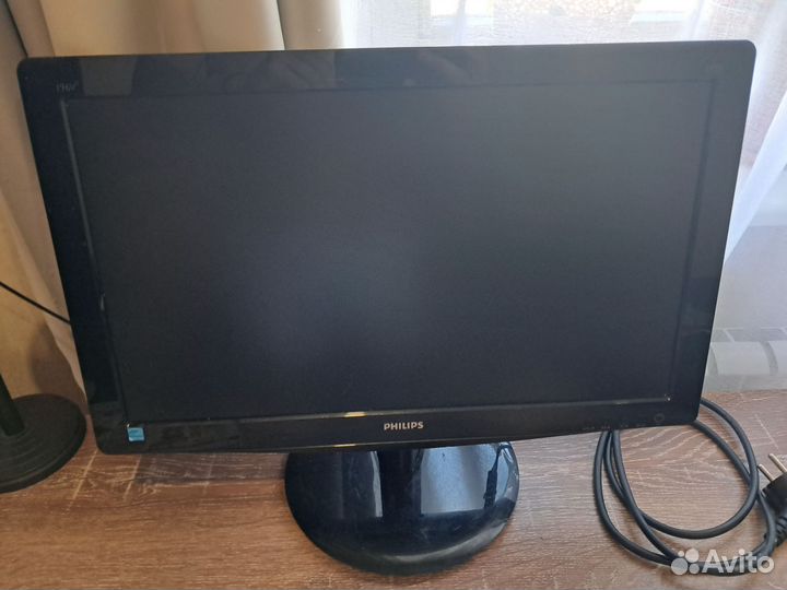 Монитор Philips