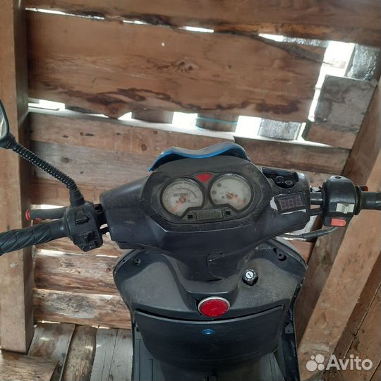 Скутер 80 куб
