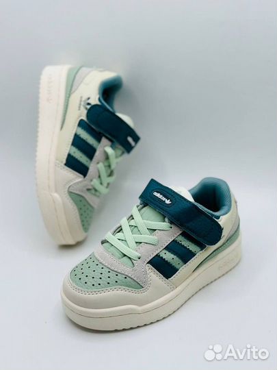 Детские кроссовки adidas