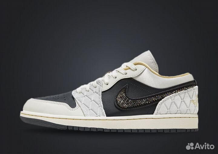 Кроссовки Air Jordan 1 Low beaded swoosh