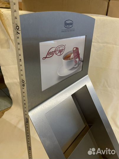 Металлический дисплей стойка выставочная