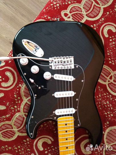 Fender stratocaster replica новая электрогитара