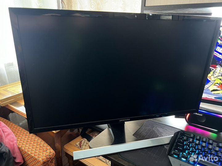 Монитор Samsung 4K U28E590D