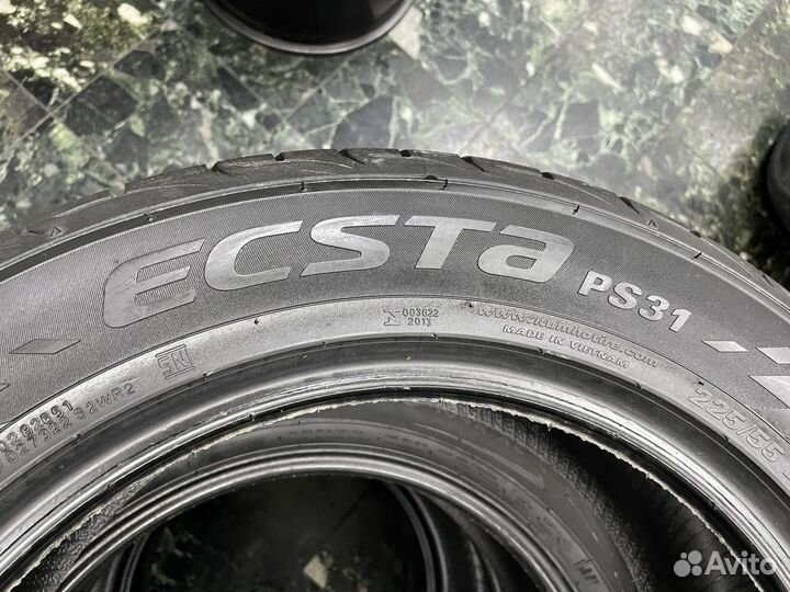 Kumho Ecsta PS31 225/55 R17 101W