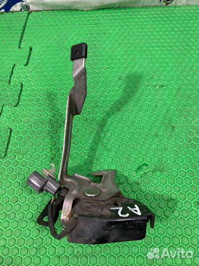 Замок капота Acura Mdx YD2 J37A1 2008