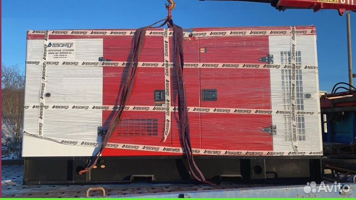 Дизельный генератор 150кВт Cummins в кожухе