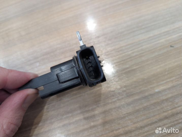 Датчик расхода воздуха Toyota Wish ZGE20G 2ZR-FAE