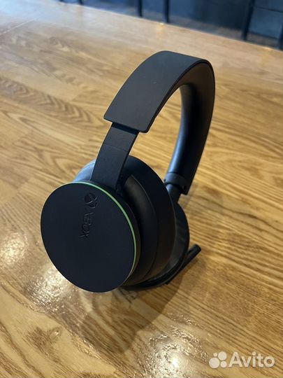 Гарнитура Microsoft Xbox Wireless Headset
