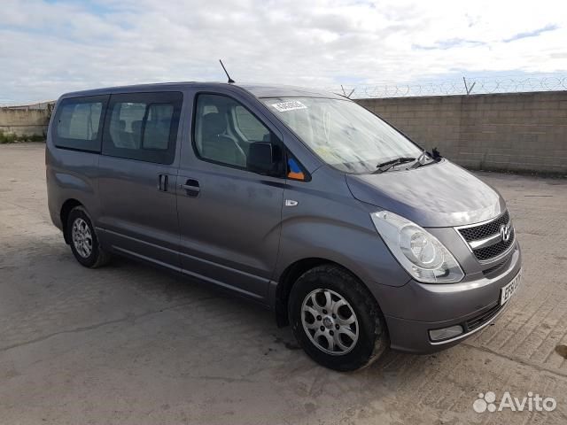Разбор на запчасти Hyundai H-1 Starex