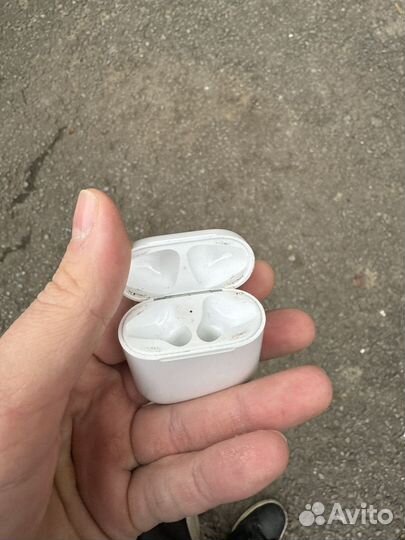 Кейс от airpods 2 оригинал