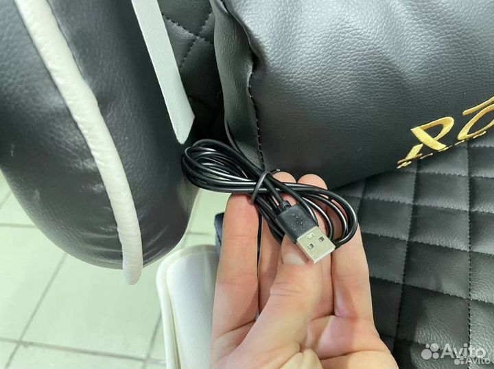 Компьютерное офисное кресло с массажем (новые)