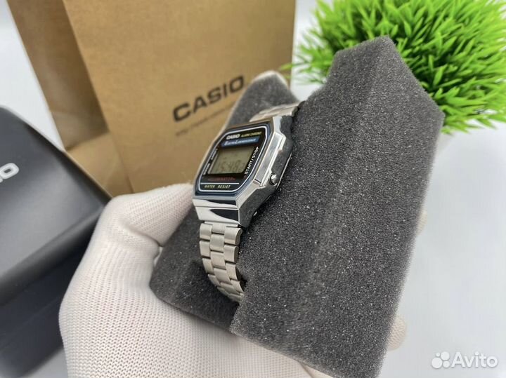 Часы Casio