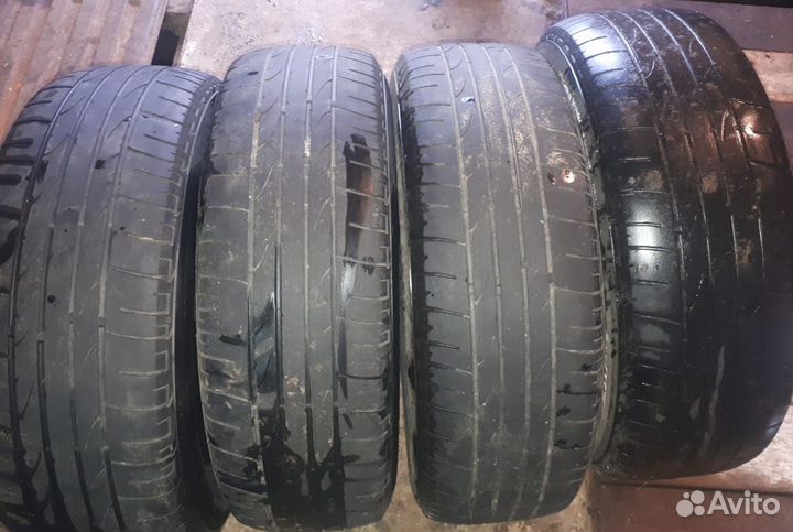 Bridgestone Ice Cruiser 7000 215/65 R16