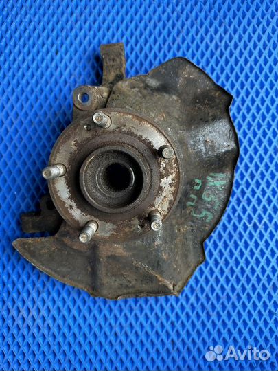 Поворотный кулак правый Hyundai ix-55