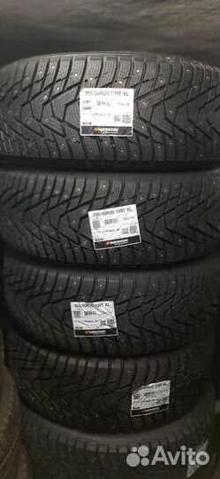 Hankook Winter i'Pike X W429A 255/50 R20 109T