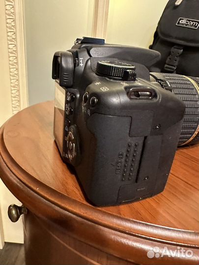 Зеркальный фотоаппарат Canon DS 126071