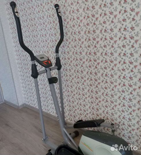 Эллиптический тренажер