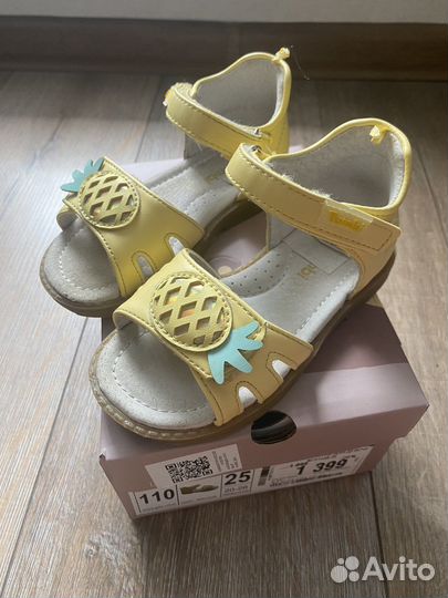 Сандали для девочки