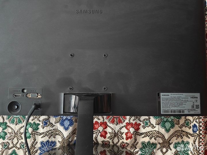 Монитор Samsung 23,5