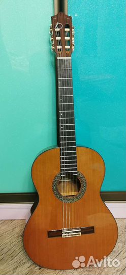 Гитара классическая Alhambra model p5