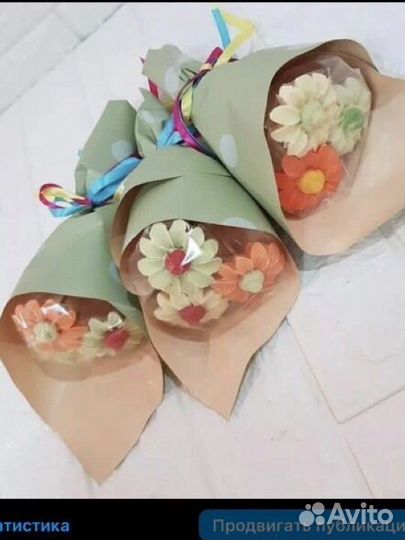 Шоколадные цветы и конфеты