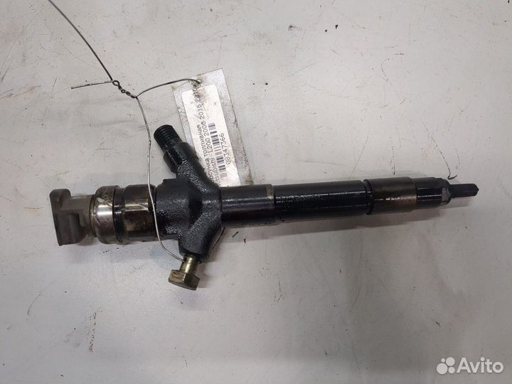 Форсунка топливная Mitsubishi L200, 2010