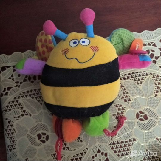 Развивающие игрушки для малышей