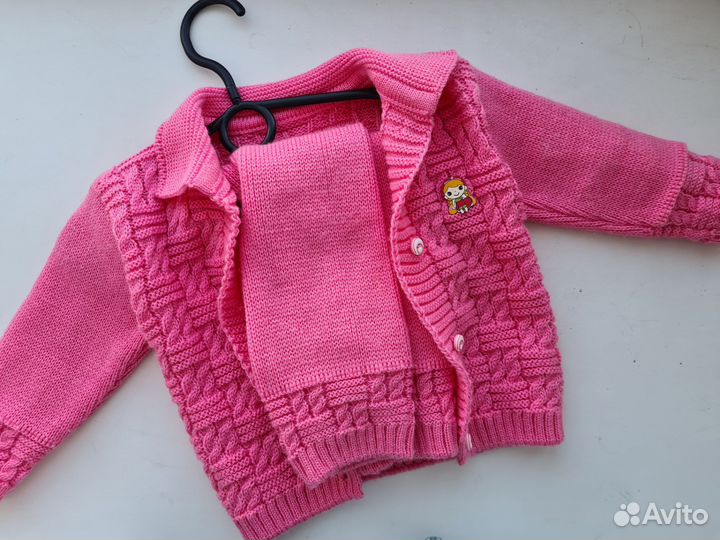 Комплект для девочки. кофта, штаны,шапка,пинетки