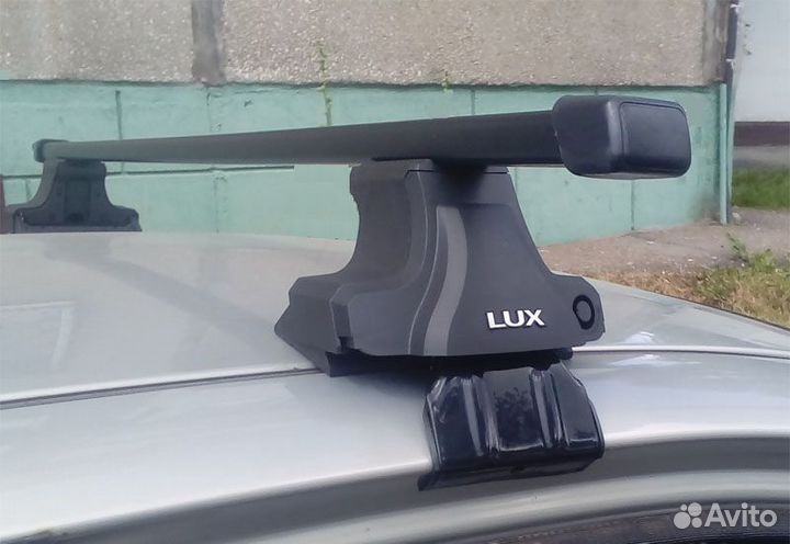 Багажник D-LUX 1 для Toyota Ipsum с 2001-2009г