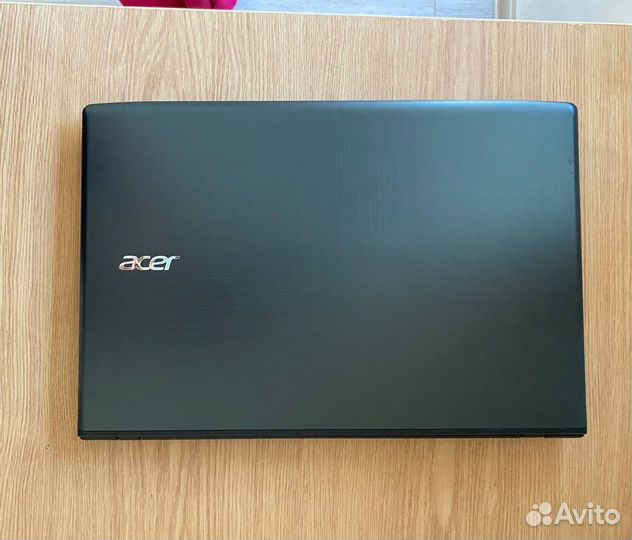 Ноутбук Acer aspire E5-575G-56NM-56NM