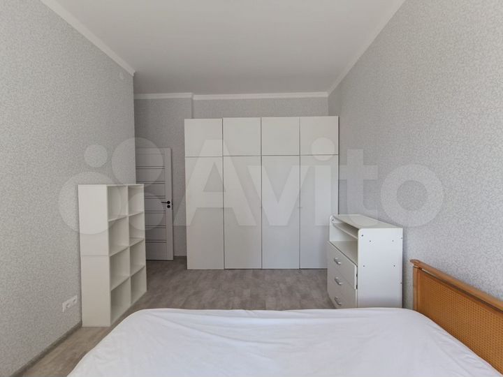 3-к. квартира, 81 м², 1/4 эт.