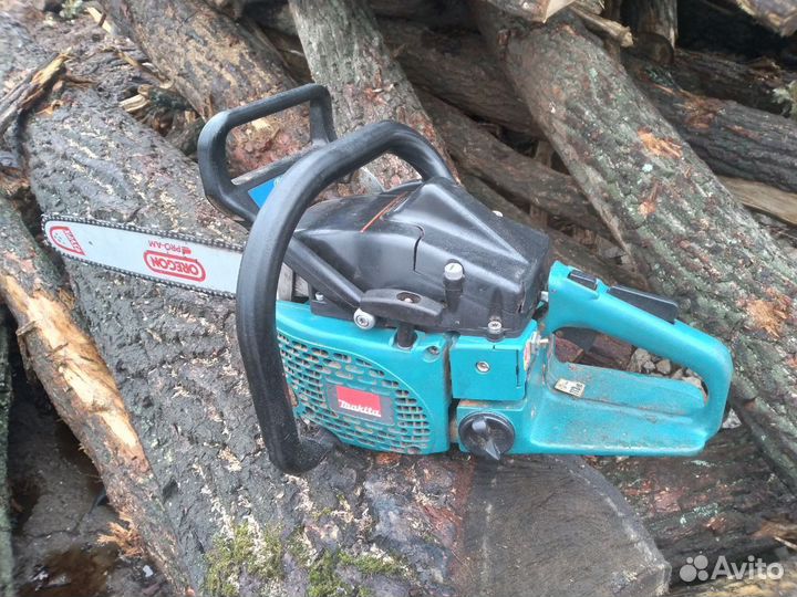 Бензопила makita