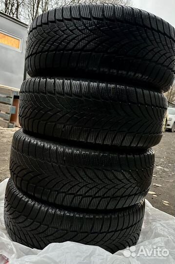 Goodyear UltraGrip Ice 2 205/55 R16 94T