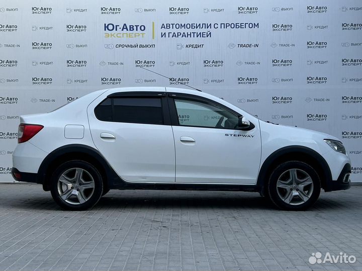 Renault Logan Stepway 1.6 AT, 2021, 44 000 км