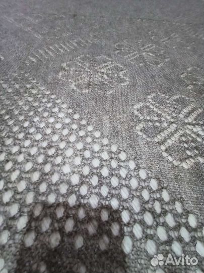 Шаль пуховая ручная работа