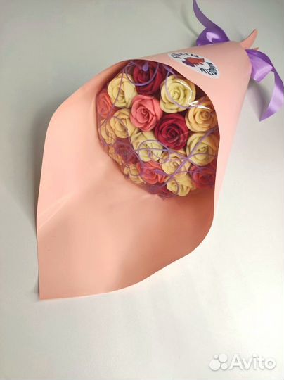 Розы из Белого Шоколада - 19 шт в Букете