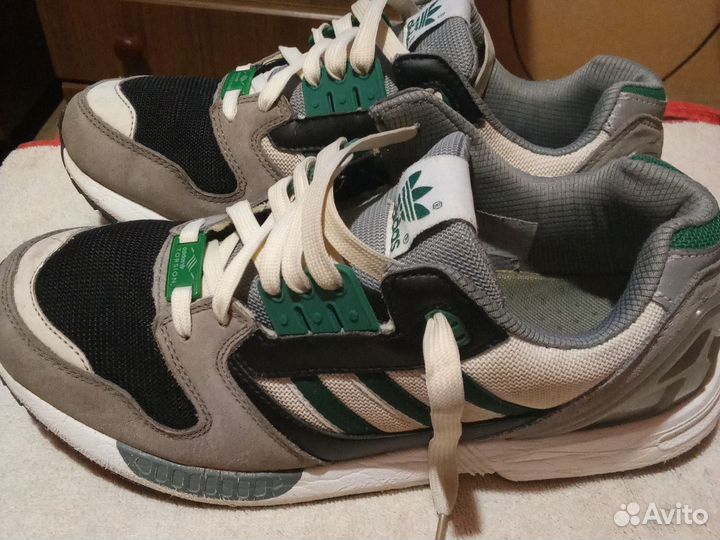 Adidas мужские кроссовки 42 р