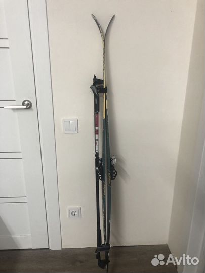 Лыжи бу 150 см с палками