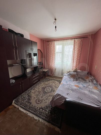 3-к. квартира, 65 м², 4/10 эт.