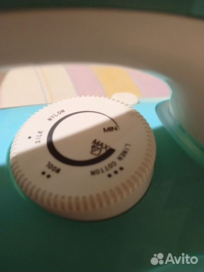 Утюг Polaris pir 2470K