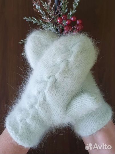 Варежки вязаные