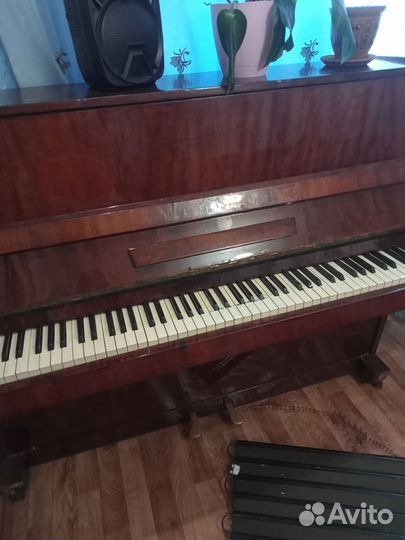 Продам фортепианно