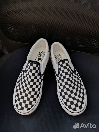 Лоферы чёрно-белые новые