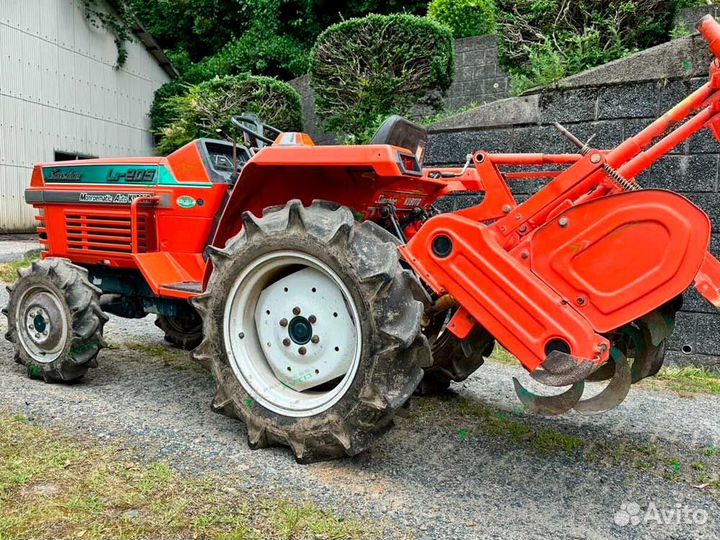 Мини-трактор Kubota L1-205, 2000