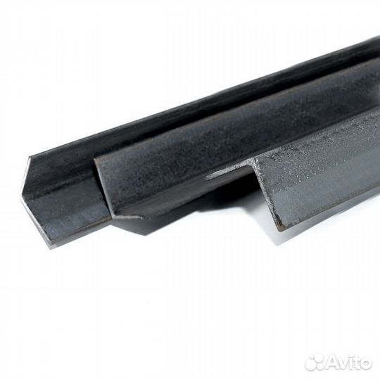 Уголок равнополочный, 100х7 мм