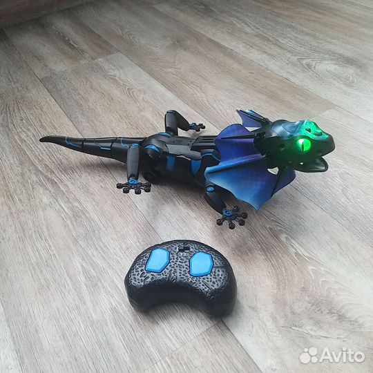 Игрушка на пульте управления Робот Ящерица