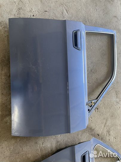 Двери газ 31105