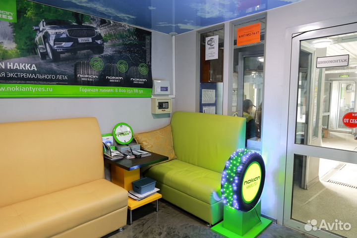 Yokohama BluEarth AE50 215/65 R17 99V